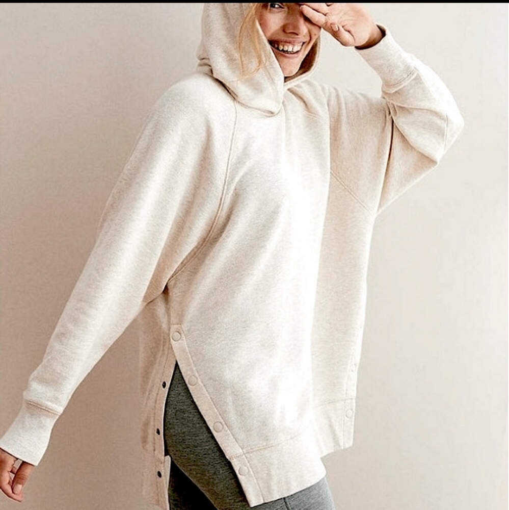 Aerie oversized hoodie with buttons size med